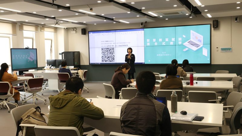 目前，市场上的少儿编程教材大致可以分为以下几类：