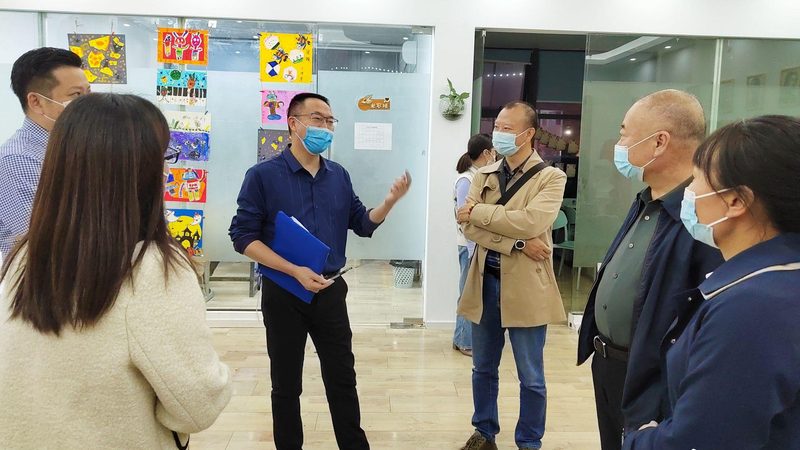根据相关政策，以下人员可以申请职业技能提升补贴：