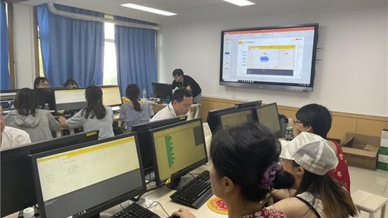 心理咨询师培训课程：如何选择适合自己的课程**